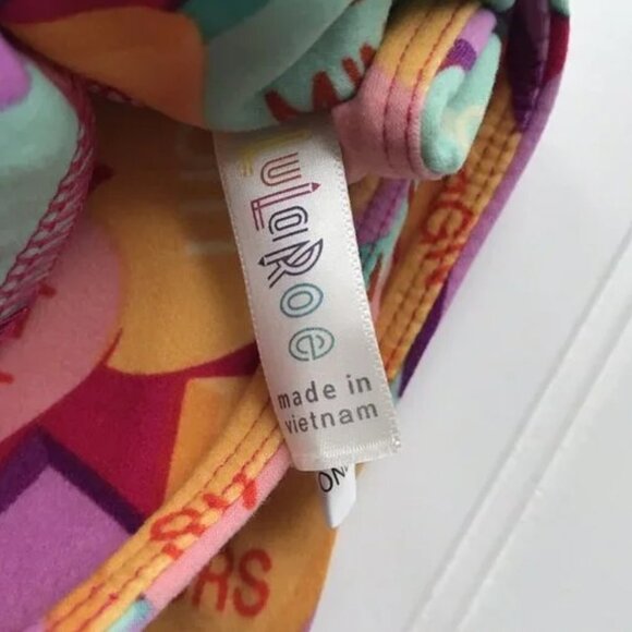 ♥️ LulaRoe OS Women’s Leggings Candy Conversation Hearts Valentines Day One Size - Picture 3 of 3